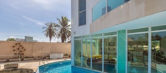 Apart With 2 Bedrooms, 150m From the Beach Kvd0201