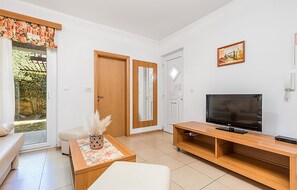 TV - 1 bedroom cozy apartment in Palit (Palit)