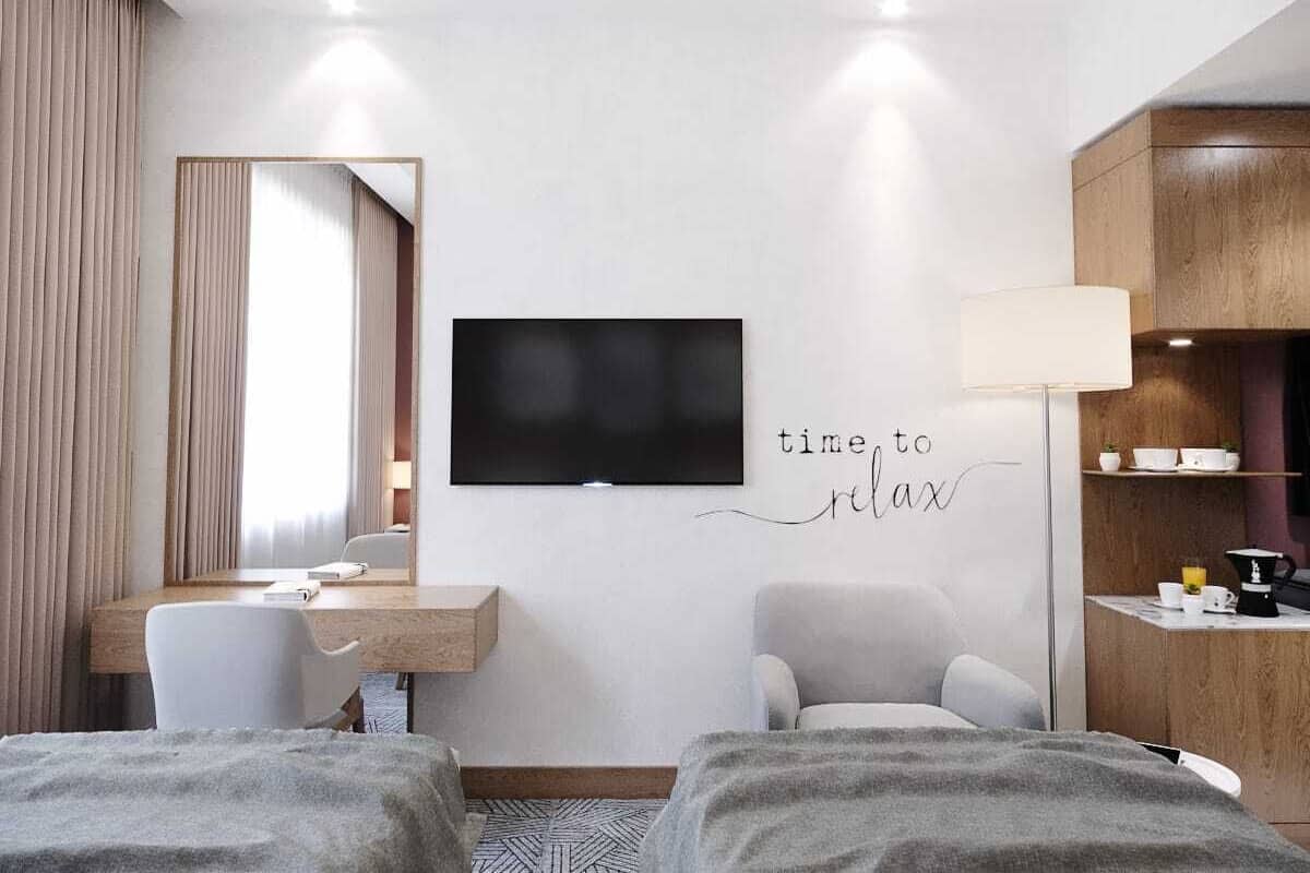 Rum - 1 kingsize-säng - icke-rökare (Bathtub W/grab Bars)