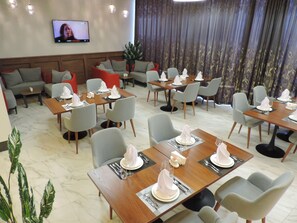 Restaurant - Ramada Encore By Wyndham Bukhara (Bukhara)