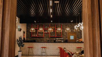 Bar (en la propiedad)