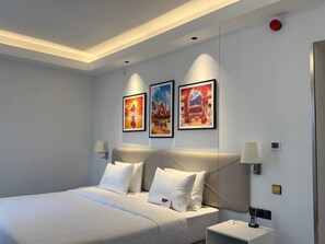 Room, 1 King Bed, Mobility Accessible, Non Smoking (Bathtub W/grab Bars) | In-room safe, blackout drapes, free WiFi - Ramada Encore By Wyndham Bukhara (Bukhara)