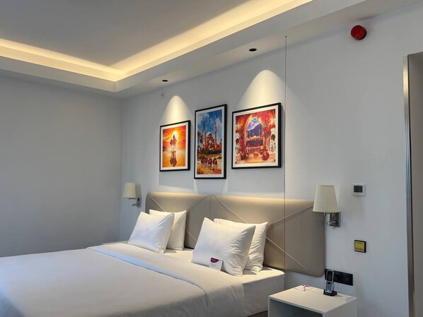 Room, 1 King Bed, Mobility Accessible, Non Smoking (Bathtub W/grab Bars) | In-room safe, blackout drapes, free WiFi - Ramada Encore By Wyndham Bukhara (Bukhara)