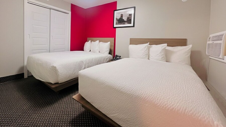 Ramada By Wyndham Kirkland Lake