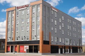 Front of property - Ramada By Wyndham Kirkland Lake (Kirkland Lake)