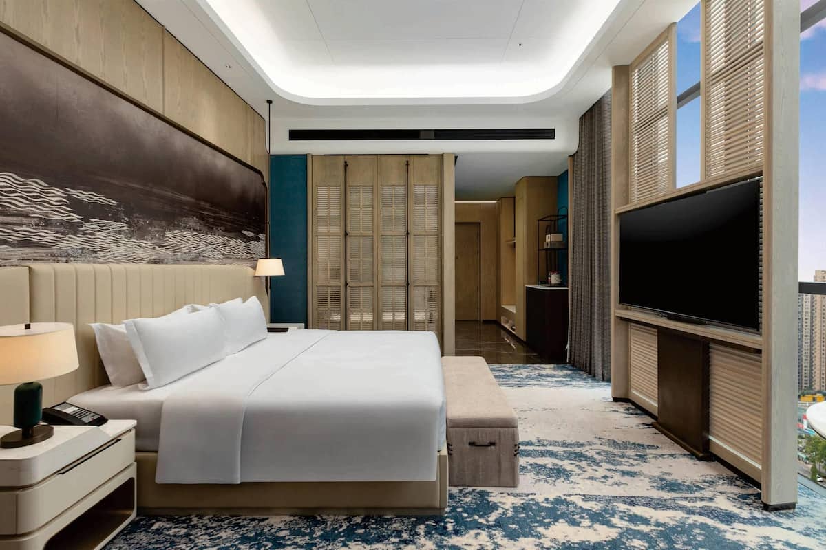 Executive Room, 1 King Bed, Non Smoking