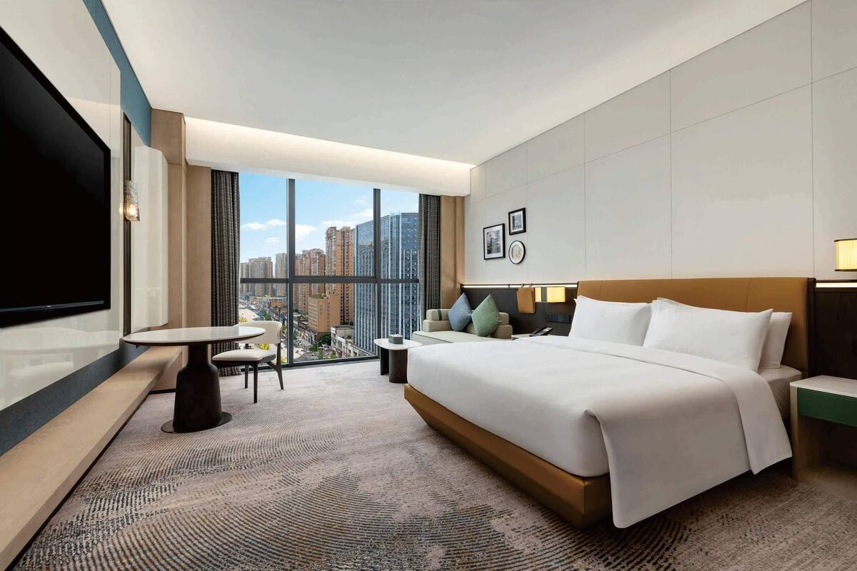 Standard Room, 1 King Bed, Non Smoking