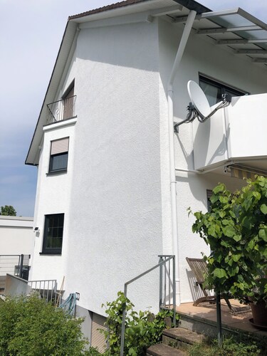 Schöne Einliegerwohnung in Karlsruhe Durlach. Separater Eingang. Straba 3 Min.