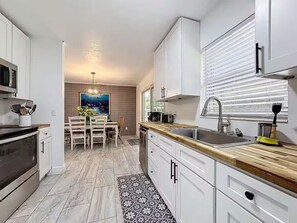 Private kitchen - Cozy River House w/ Kayak, Grill and More! (Crystal River)