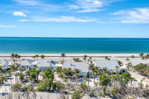 On the beach - South Seas Beach Home 10 - Captiva’s Premier Gulfside Retreat (Captiva)