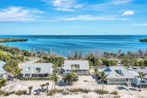 Exterior - South Seas Beach Home 10 - Captiva’s Premier Gulfside Retreat (Captiva)