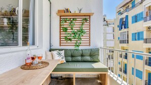 Apart Daire, 2 Yatak Odası, Mutfak | Balkon