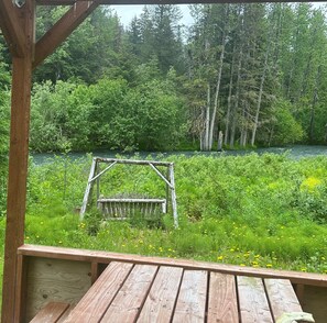 Property grounds - Peaceful 2 Bedroom 2 Bath Bear Creek Family Retreat with River Views. Sleeps 8. (Seward)