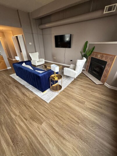 Chic Almafi Lux Suite/Downtown Cleveland