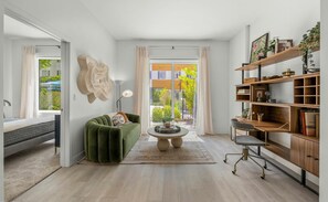 Egyptian cotton sheets, premium bedding, down duvets, pillow-top beds - Hyatus Curated Residences Everett (Everett)