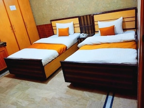 Exterior - Karachi Motel (Karachi)