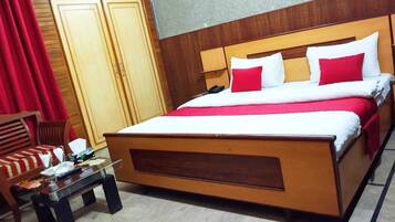 Basic Double Room, City View | Free WiFi