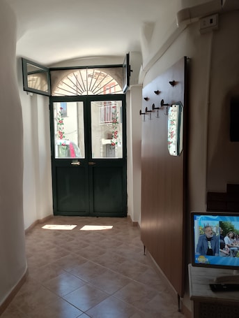Interior. Studio apartment in the historic center renovated