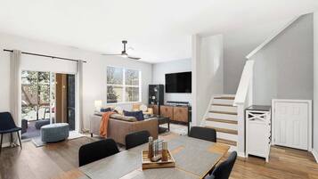 Townhome, Multiple Beds, Patio, Garden View (Park Hopper Paradise) | Dining