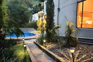 Biệt thự cơ bản | Hồ bơi | Hồ bơi ngoài trời 