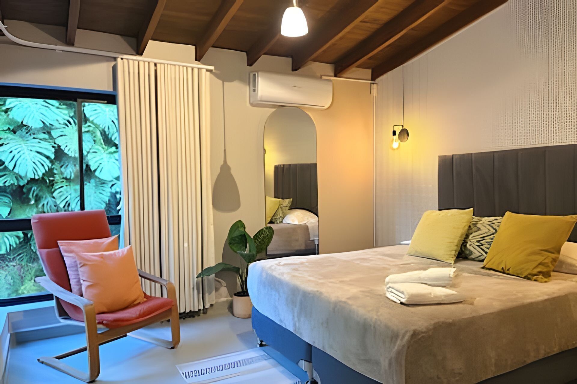 Basic Villa | In-room safe, desk, laptop workspace, blackout curtains