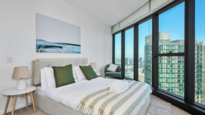 2 bedrooms, free WiFi, bed sheets - The Prima Skyline Elegance Suite (Southbank)