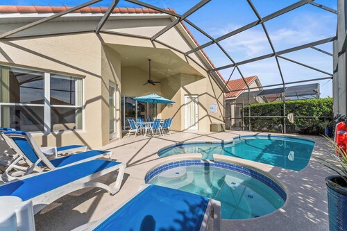 Tuscan Tranquility Villa, 10ppl