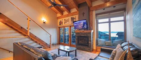 公寓式客房, 多张床, 阳台 (Aspen Edge) | 起居区