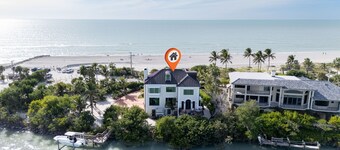 ONE Captiva- Gorgeous 6BR Gulf Front Villa, Private Beach Access