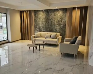 Interior - Premium Suite, High Floor, La Carolina (Quito)