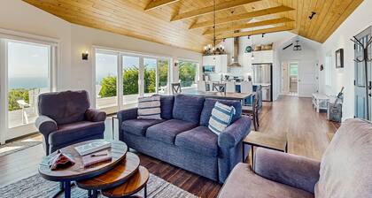 Albion Ridge Overlook - Luxury & Modern