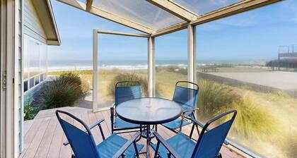 Oceanview Home with Hot Tub & Private Beach Access