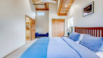 StrykjÀrn/strykbrÀda, wi-fi och sÀngklÀder