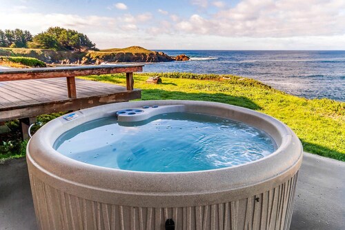 Tideaway Private Hot Tub and Expansive Ocean View