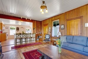 Fernseher, Kamin, Arbeitsbereiche