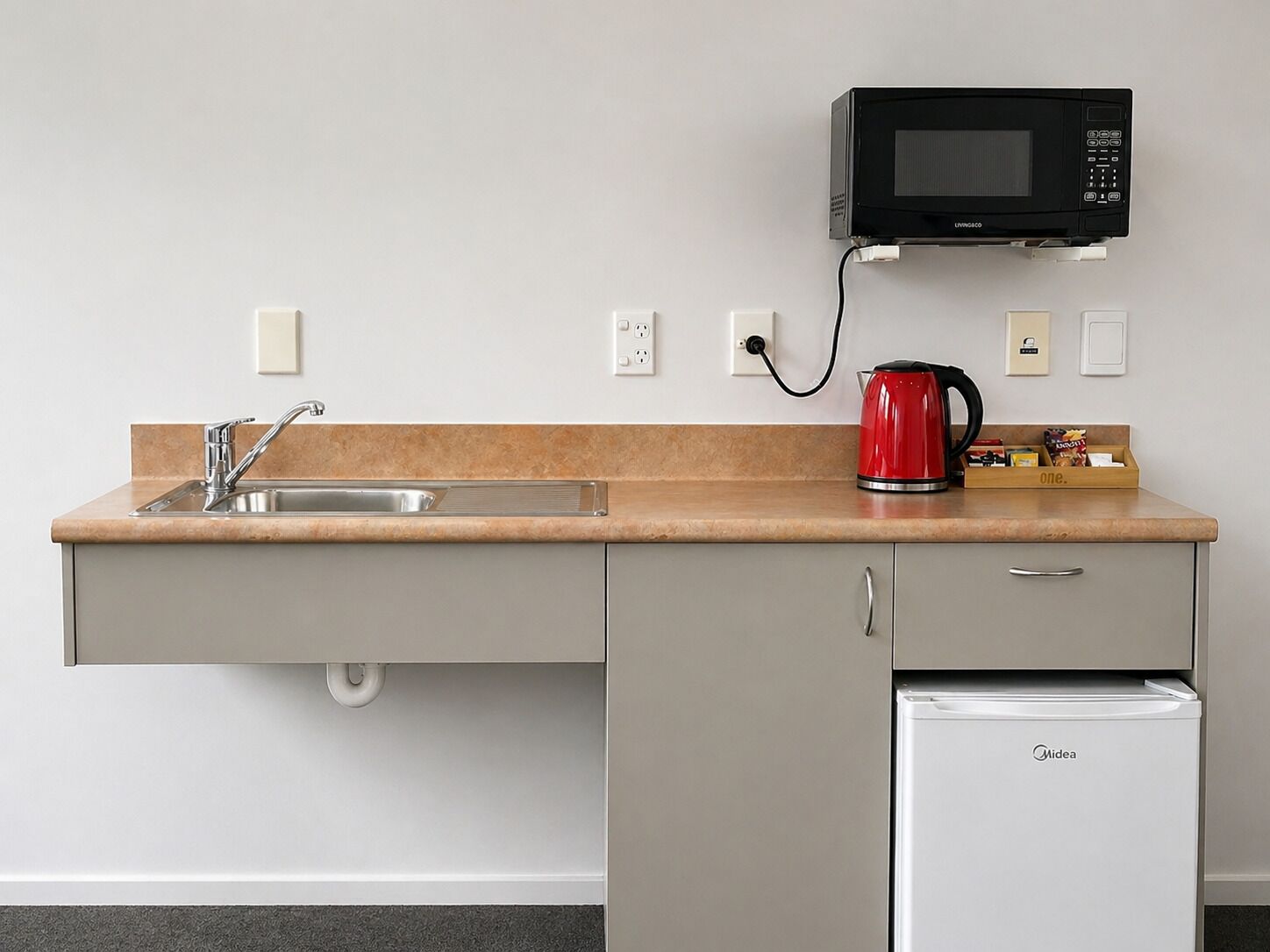 Classic Studio, Mobility Accessible | In-room safe, desk, laptop workspace, soundproofing