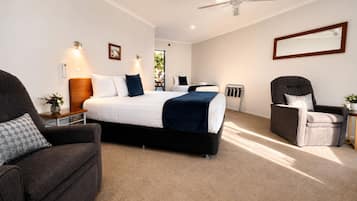 In-room safe, desk, laptop workspace, soundproofing