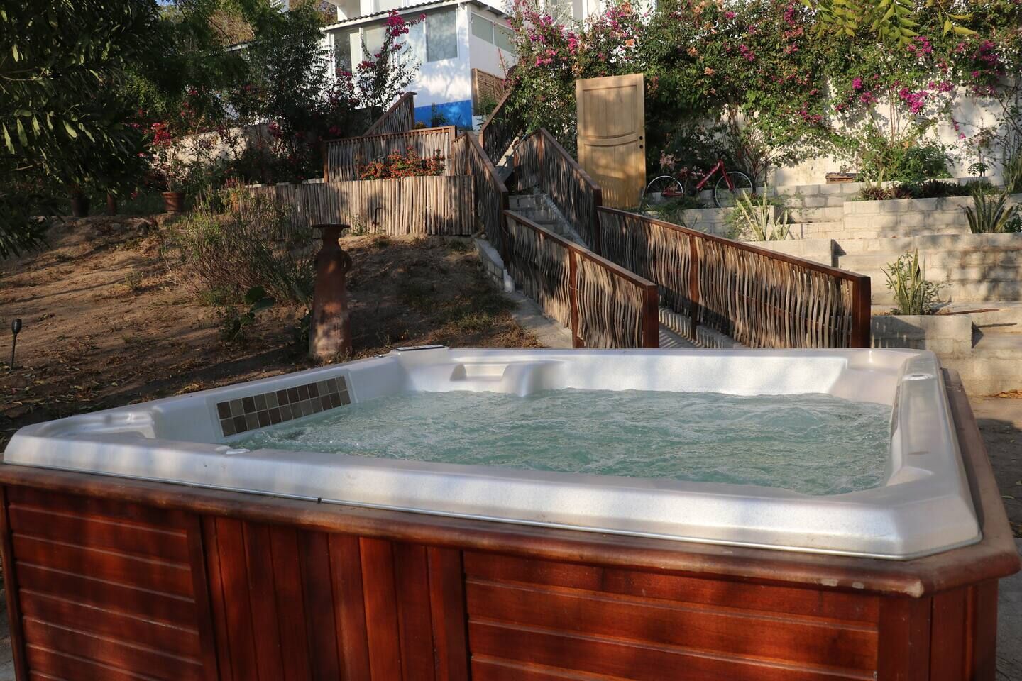 Bain à remous extérieur