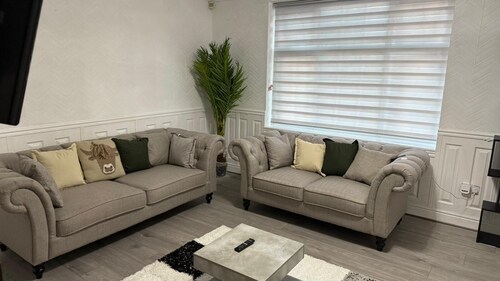 Peeam Abode Borehamwood