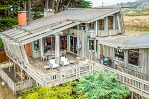 Exterior - Oceanfront Elk House Bluff View, Deck, Near beach (Elk)