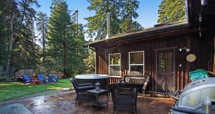 Tree-lined Home with Hot Tub, Firepit & Large Yard