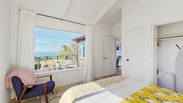 1 chambre, fer et planche Ă repasser, Wi-Fi, draps fournis