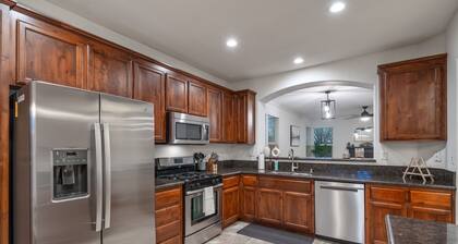 3-bedroom home located in the heart of Roseville