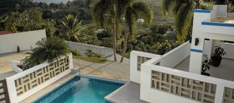 Villa Brisa Serena- Panoramic Views & Heated Pool