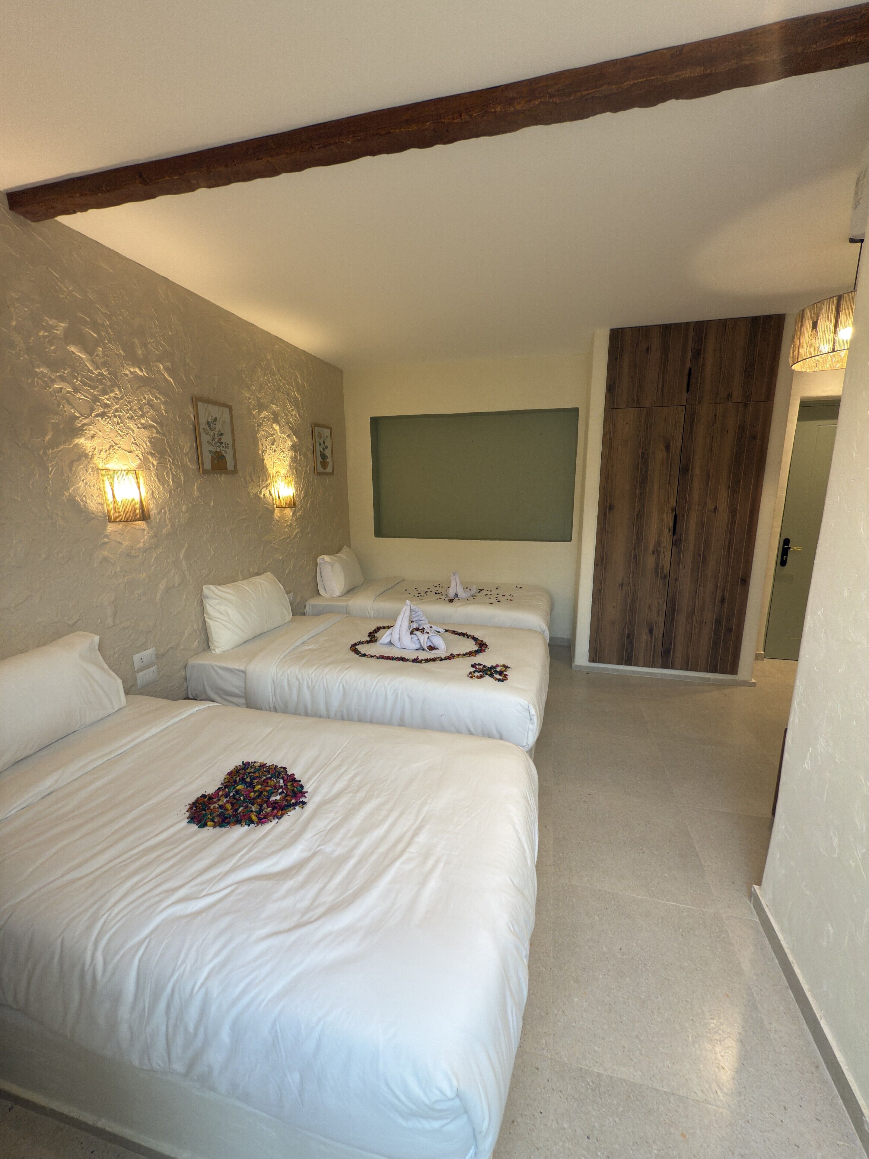 書桌、手提電腦工作空間、隔音、免費 Wi-Fi