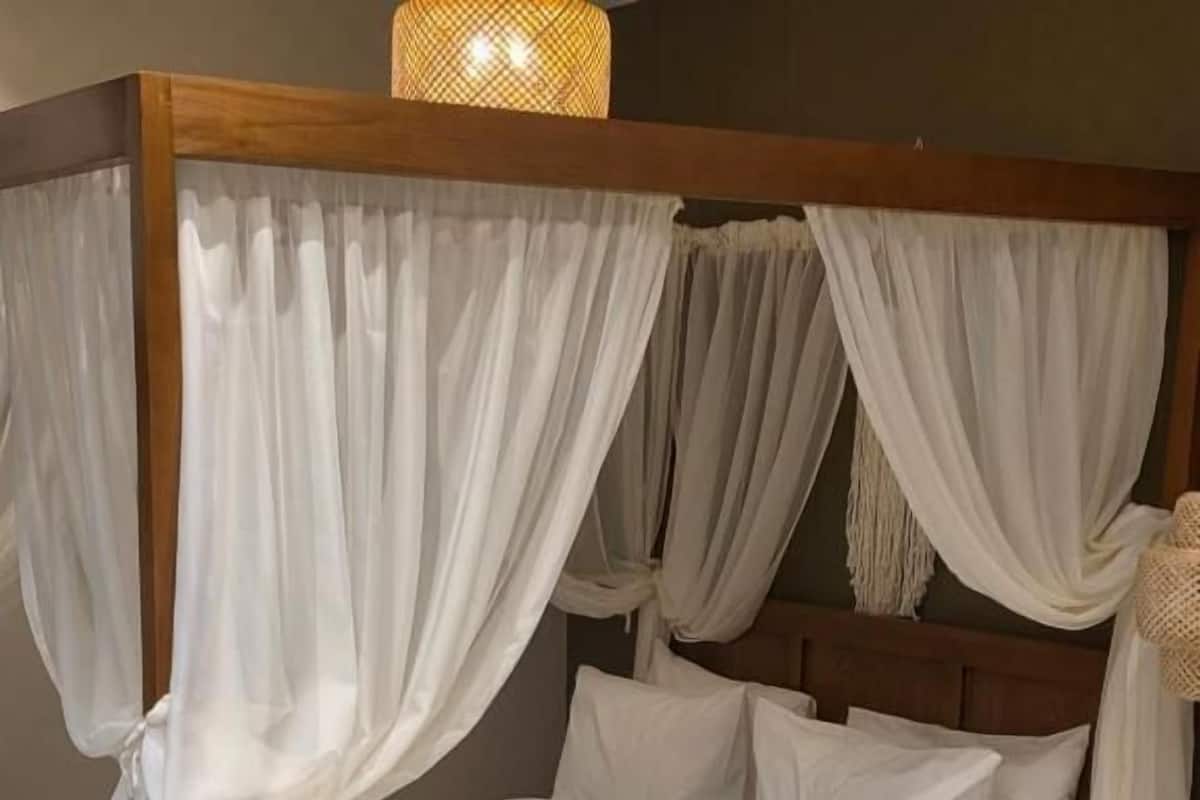 奢華套房, 1 張加大雙人床, 浴缸, 山景 | 書桌、手提電腦工作空間、隔音、免費 Wi-Fi