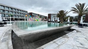 Piscine extérieure, piscine chauffée