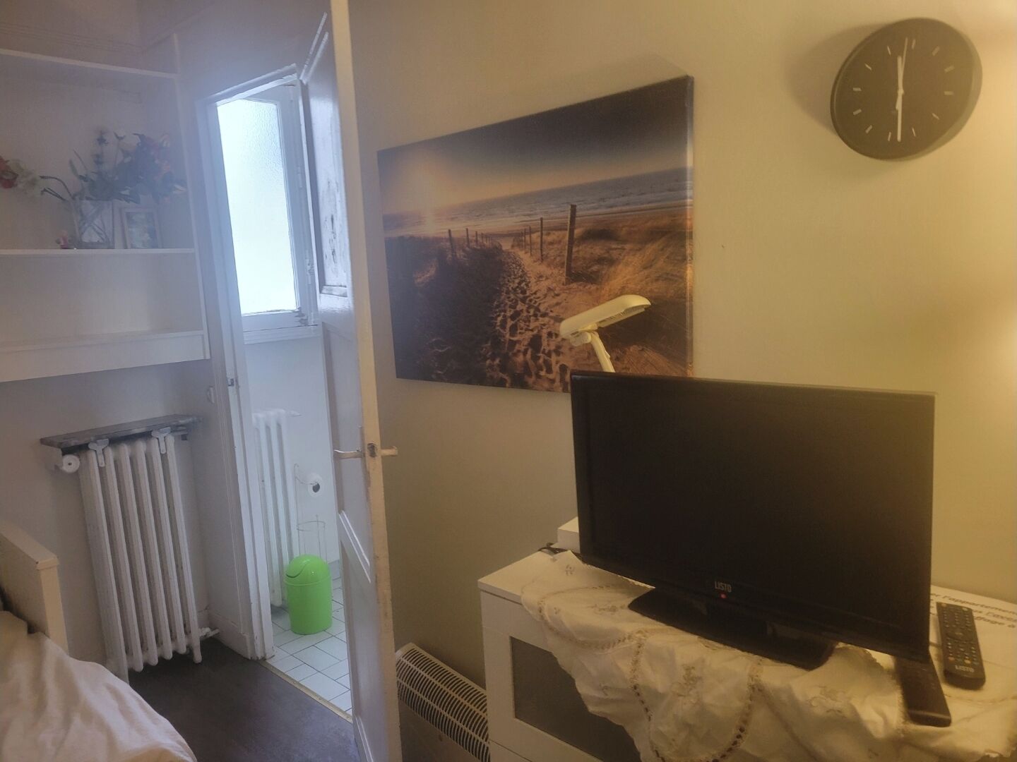 Bügeleisen/Bügelbrett, WLAN, Bettwäsche