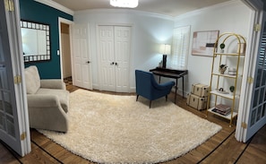 Interior - Cozy & Modern 3-Bed Getaway Near Lake Erie (Bay Village)