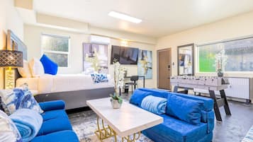 3 Schlafzimmer, Schreibtisch, Bügeleisen/Bügelbrett, kostenloses WLAN